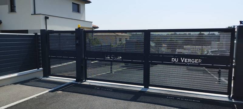 Réparateur de portail coulissant automatique à Lyon